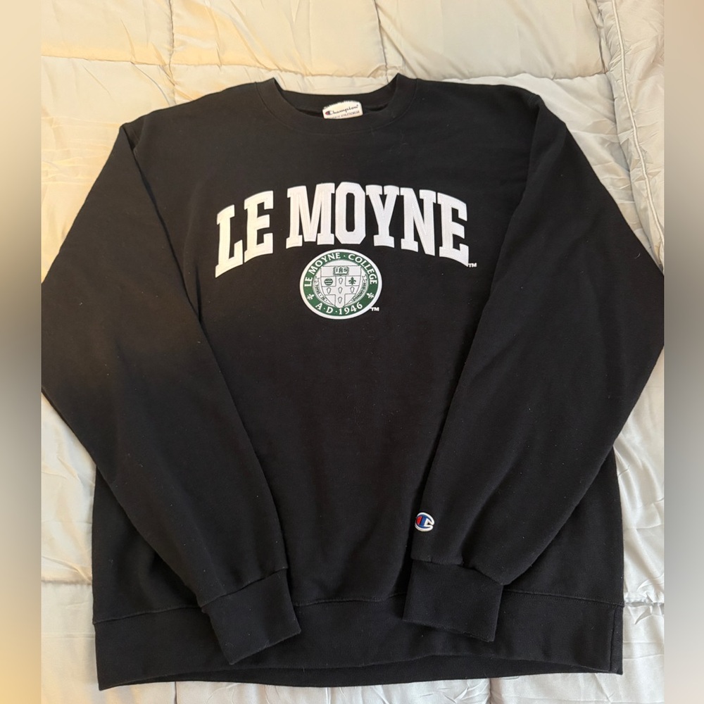 LeMoyne College Champion Crewneck